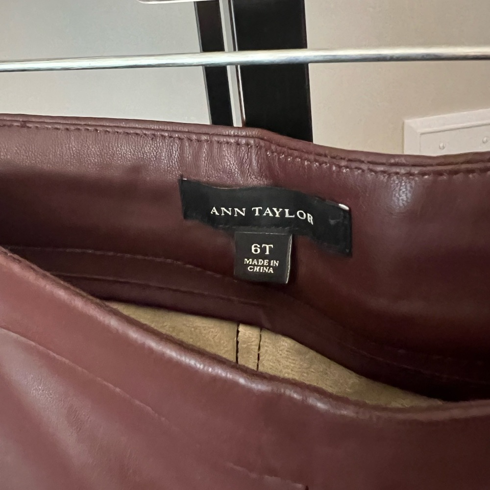 Leather pants - Picture 2 of 2
